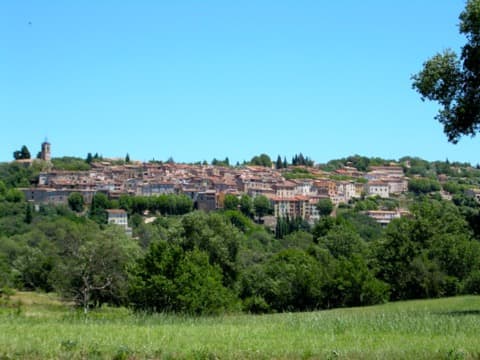 Couvreur Bagnols-en-Forêt
